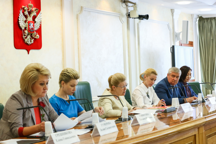В Совете Федерации обсудили совершенствование работы комиссий по делам несовершеннолетних